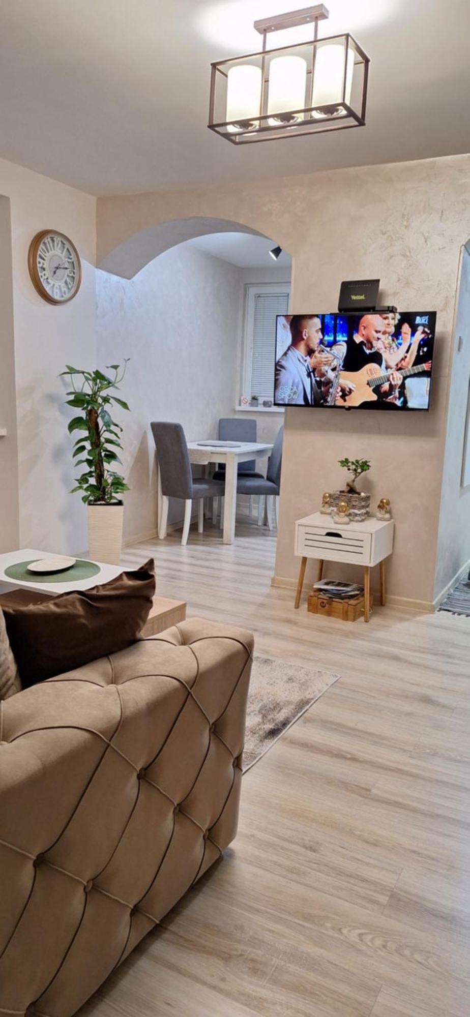 Apartman Lara スボティツァ エクステリア 写真